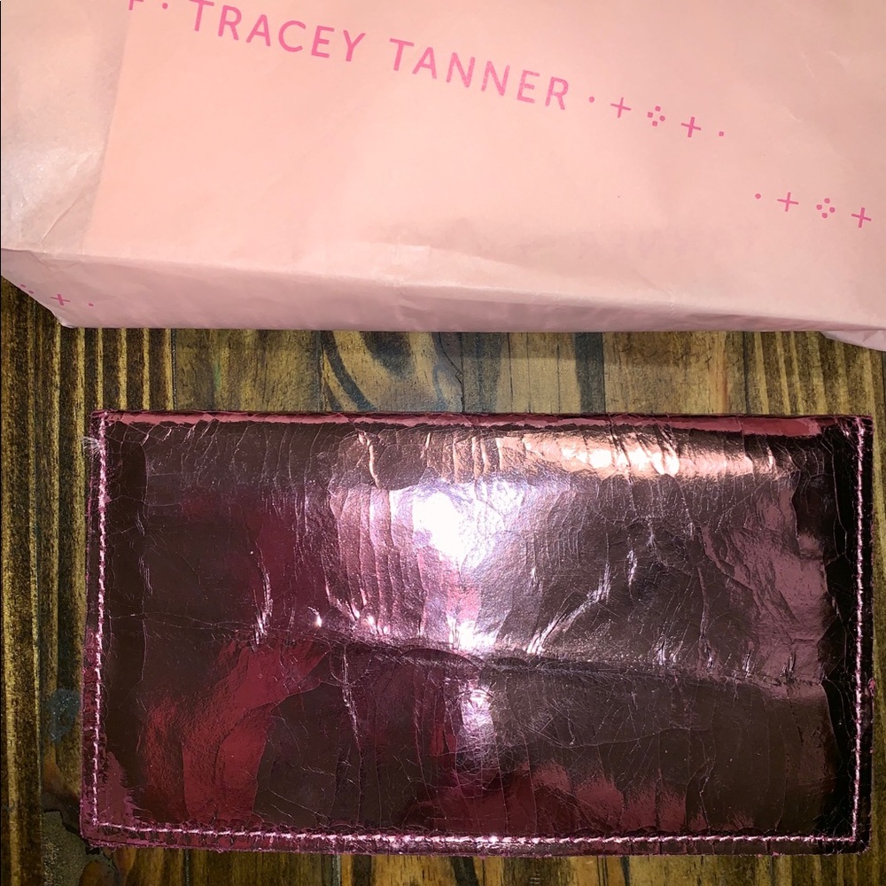 🌸 Tracey Tanner Pink Foil Wallet BRAND NEW ✨